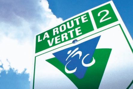 Le gouvernement libéral coupe dans la Vélopiste Portneuf – Jacques-Cartier