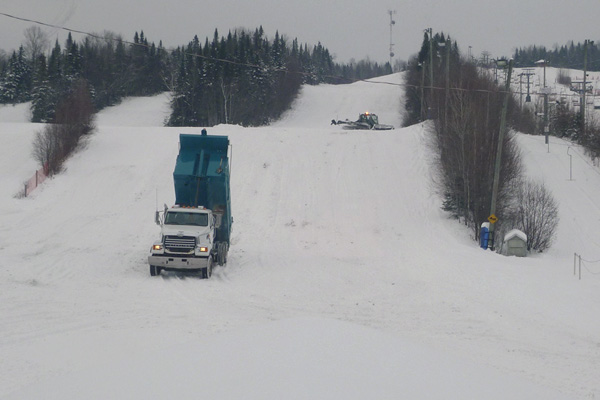 Deuxième opération neige à la Station Ski Saint-Raymond