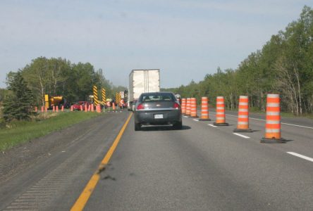 Asphaltage sur l’autoroute 40