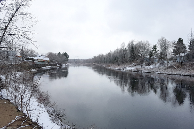 La surveillance est levée sur la rivière Sainte-Anne