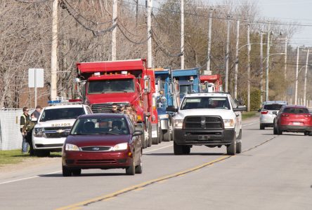 Les camionneurs en vrac manifestent à Cap-Santé