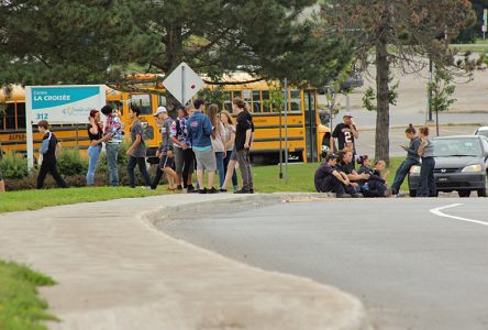 Un refuge pour les fumeurs à l’école secondaire à Donnacona