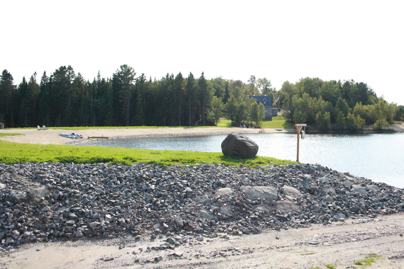 Le barrage du lac Bison est reconstruit