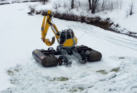 Saint-Raymond fait appel à la pelle-araignée