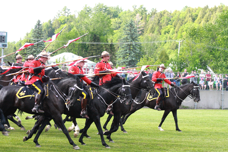 Le Carrousel de la GRC à Saint-Raymond