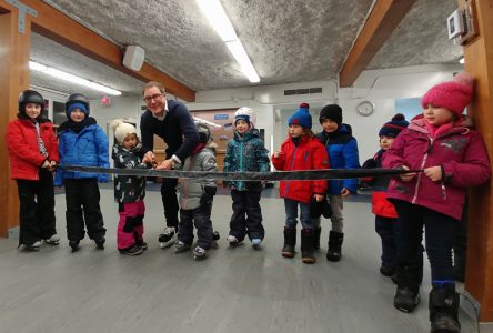 Neuville inaugure sa salle des loisirs