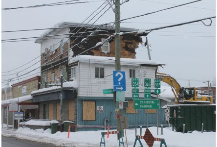 La fin d’un bâtiment bien connu à Saint-Raymond