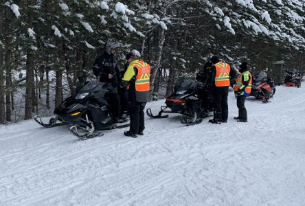 Sécurité à motoneige: 300 motoneigistes interpelés à Saint-Raymond