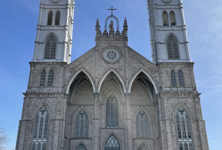 Sainte-Anne-de-la-Pérade : une église aux allures de cathédrale!