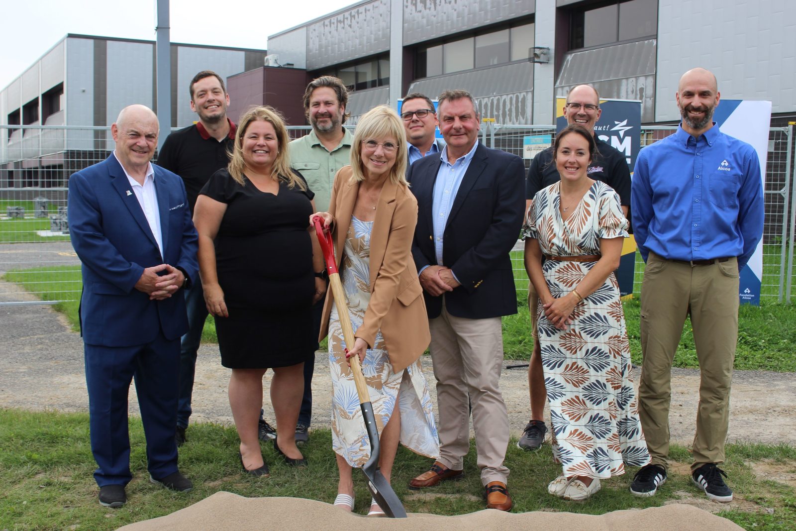 Début du chantier du nouveau gymnase à l’École secondaire de Saint-Marc-des-Carrières