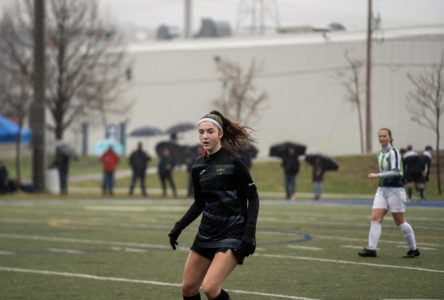 Le soccer amènera Charline Massy jusqu’à Vancouver