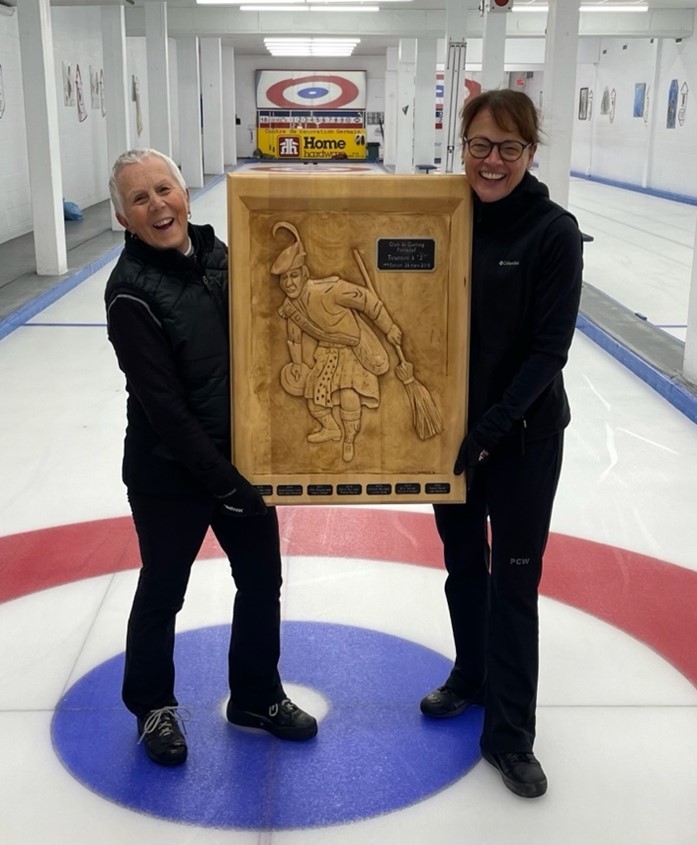 Lise Noreau et Gloria Bilodeau remportent le tournoi double du Club de Curling Portneuf