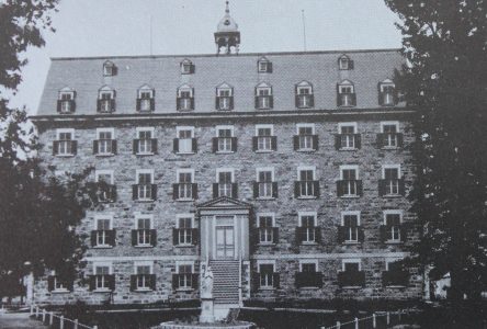 De 1890 à 1962, Saint-Casimir, le Couvent et son histoire